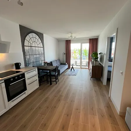 Manhattan - 15 Minutes Drive From The Old Town Gdansk