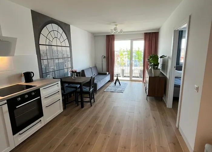 Manhattan - 15 Minutes Drive From The Old Town Gdansk