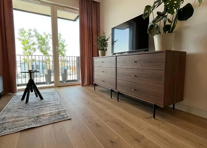 Manhattan - 15 Minutes Drive From The Old Town Apartment